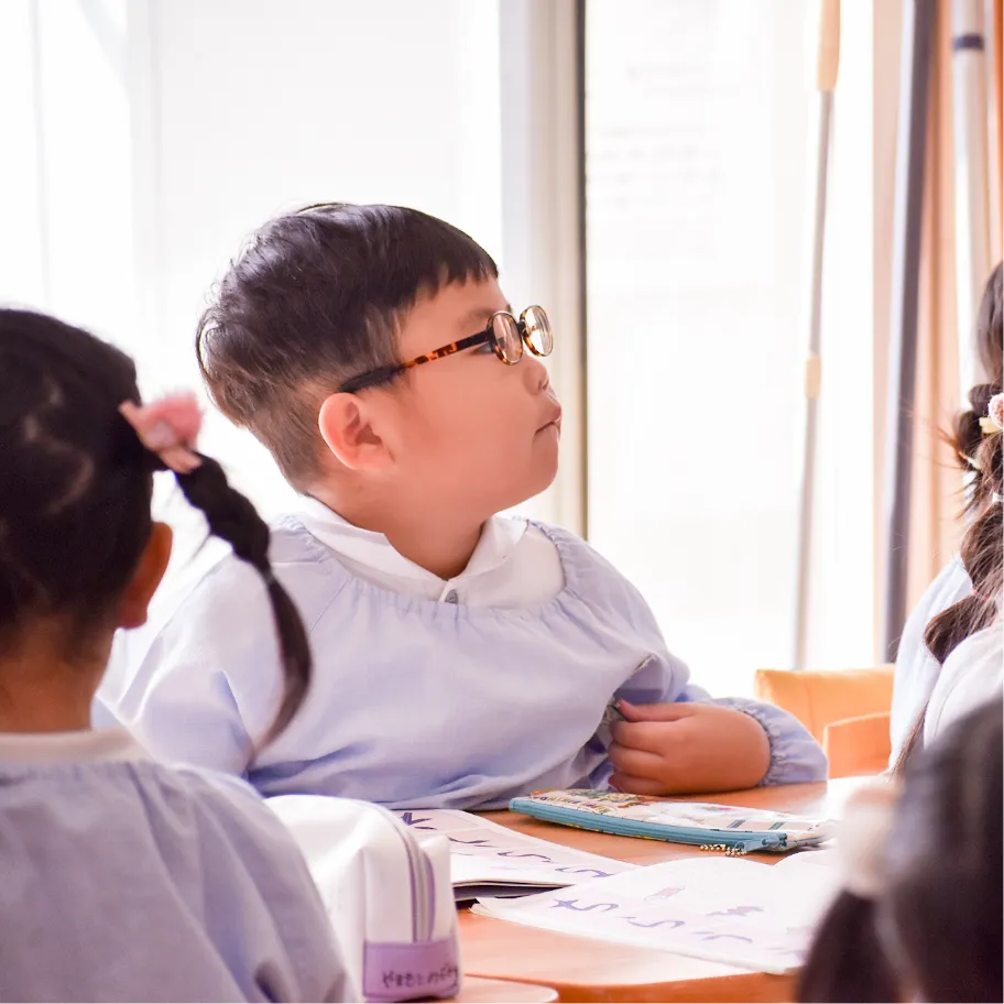 メインビジュアル04